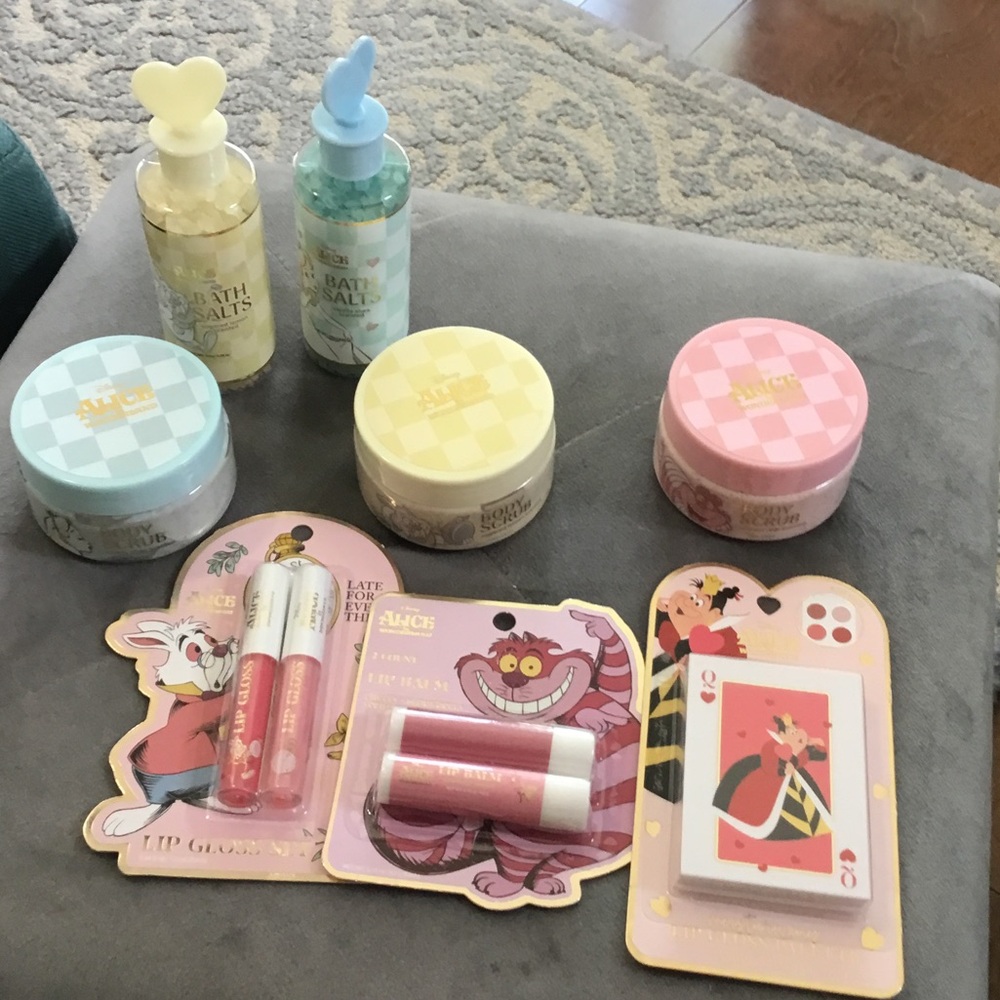 Disney Bath and Lip Care Set